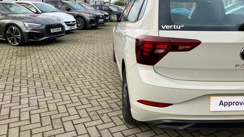 Volkswagen Polo 1.0 Life 5dr Petrol Hatchback